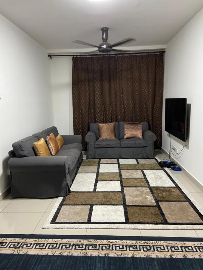 Presint 16 Apartment